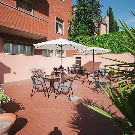 Ξενοδοχείο Vico Alto 3*